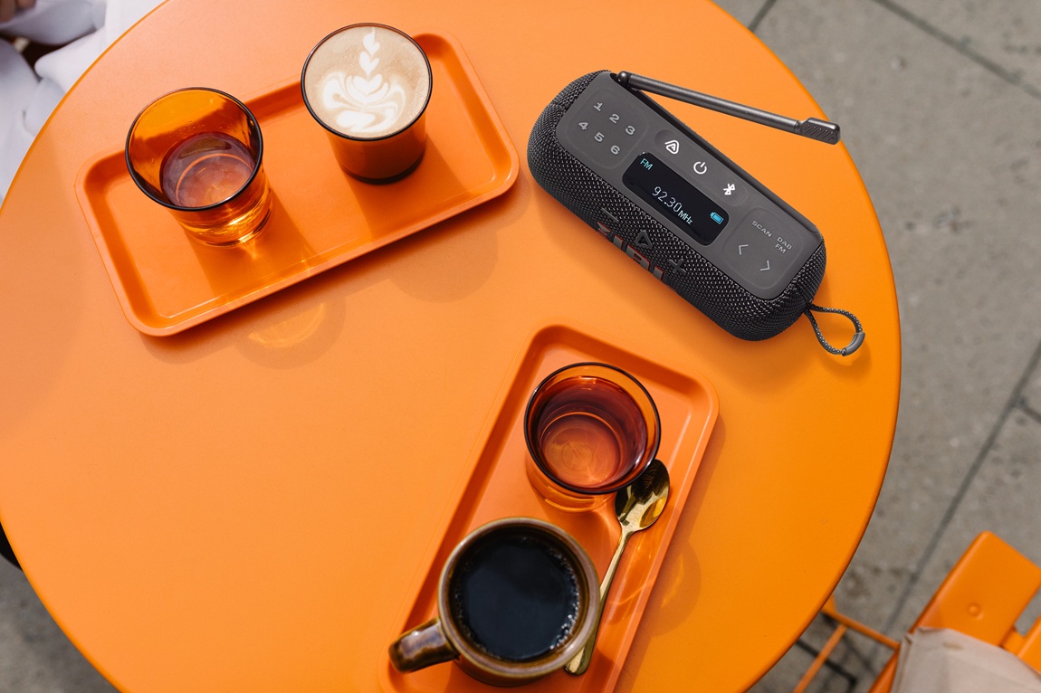 JBL TUNER 3 可攜式收音機藍牙喇叭，新品上市